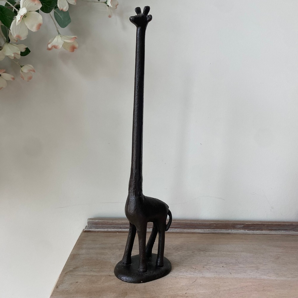 Cast Iron Giraffe Figurine Paper Towel Holder Toilet Tissue Stand Rustic Decor